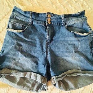 Honey & bristle denim stretch cuffed shorts  women size 20W